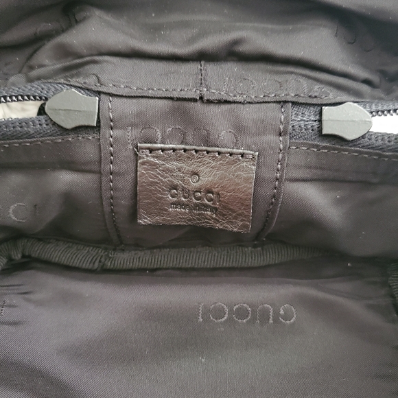 GUCCI mini nylon bucket bag - Picture 9 of 11